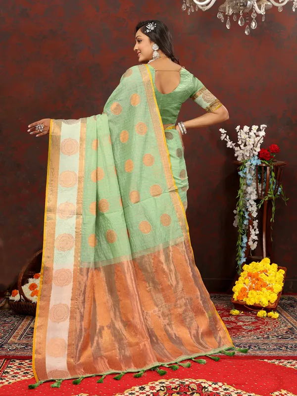Pista_Green_Soft_Cotton_With_Zari_Weaving_Design_And_Rich_Zari_Weaving_Pallu_Saree