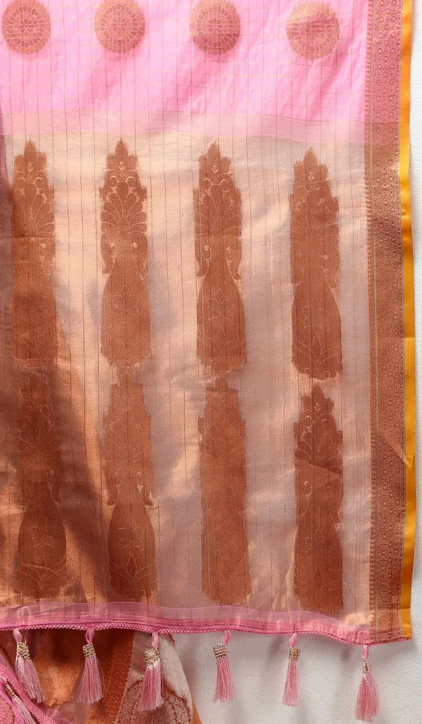 Pink_Soft_Cotton_With_Zari_Weaving_Design_And_Rich_Zari_Weaving_Pallu_Saree