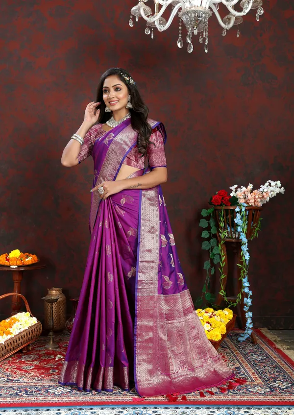 Majanta_Soft_Silk_With_Zari_Weaving_Design_And_Rich_Zari_Weaving_Pallu_Border_Saree