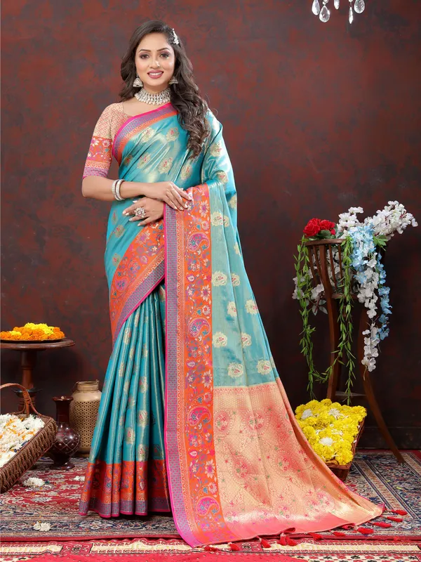 Sky_Blue_Soft_Kanjivaram_Silk_With_Zari_Weaving_Design_And_Rich_Zari_Weaving_Pallu_Border_Saree