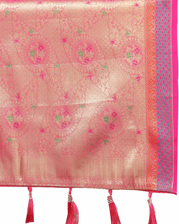 Sky_Blue_Soft_Kanjivaram_Silk_With_Zari_Weaving_Design_And_Rich_Zari_Weaving_Pallu_Border_Saree