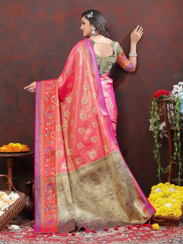 Pink_Soft_Kanjivaram_Silk_With_Zari_Weaving_Design_And_Rich_Zari_Weaving_Pallu_Border_Saree