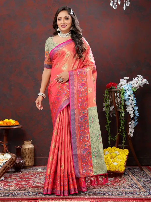 Pink_Soft_Kanjivaram_Silk_With_Zari_Weaving_Design_And_Rich_Zari_Weaving_Pallu_Border_Saree