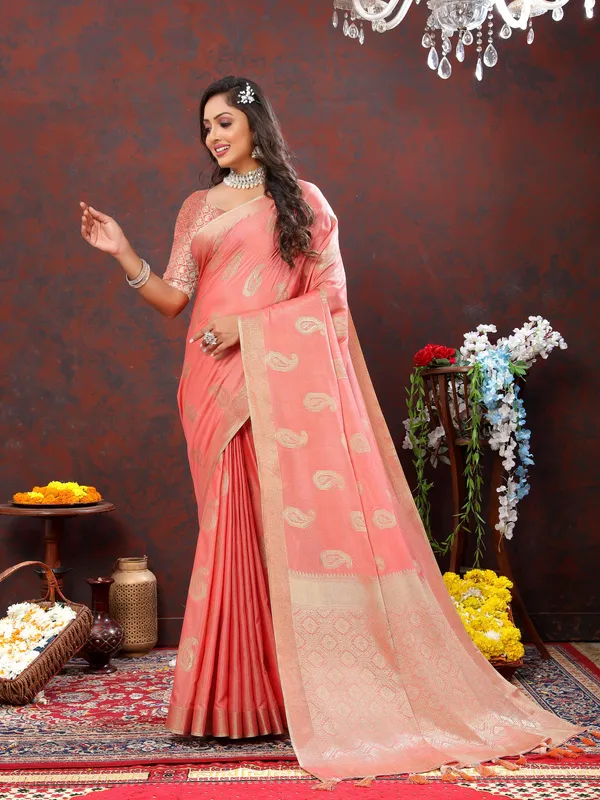 Peach_Soft_Cotton_With_Zari_Weaving_Design_And_Rich_Zari_Weaving_Pallu_Saree