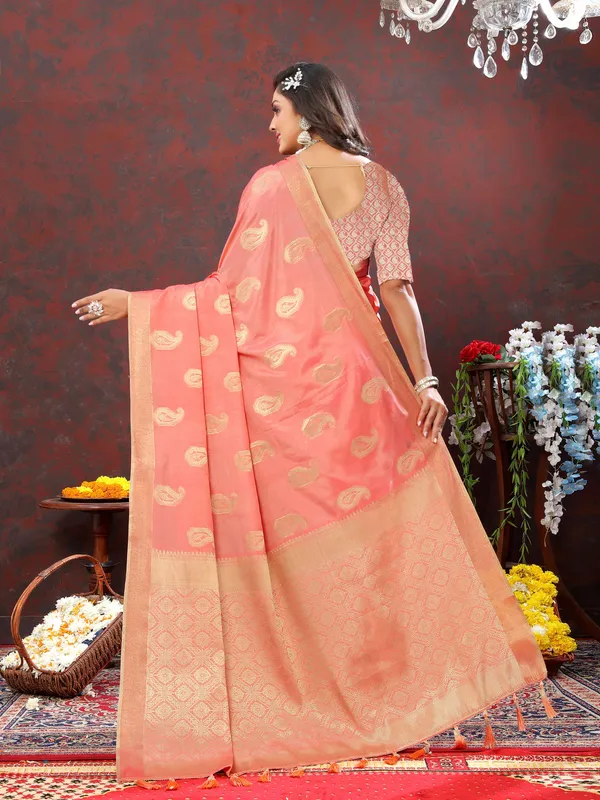 Peach_Soft_Cotton_With_Zari_Weaving_Design_And_Rich_Zari_Weaving_Pallu_Saree