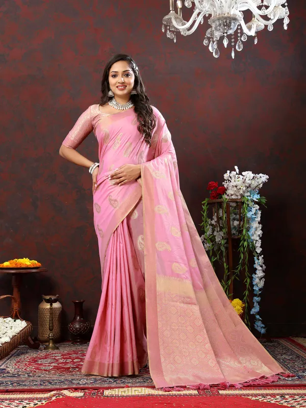Pink_Soft_Cotton_With_Zari_Weaving_Design_And_Rich_Zari_Weaving_Pallu_Saree