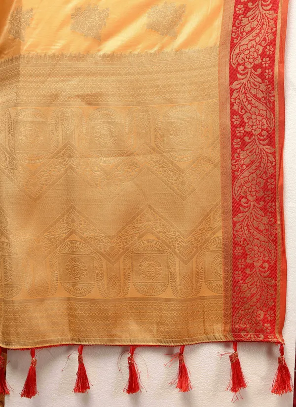 Yellow_Soft_Cotton_With_Zari_Weaving_Design_And_Rich_Zari_Weaving_Pallu_Saree