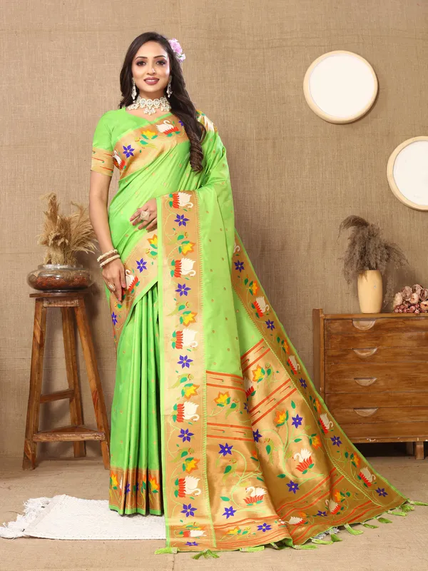 Parrot_Green_Soft_Paithani_Silk_With_Meenakari_Weaving_Design_And_Rich_Meenakari_Weaving_Pallu_Saree