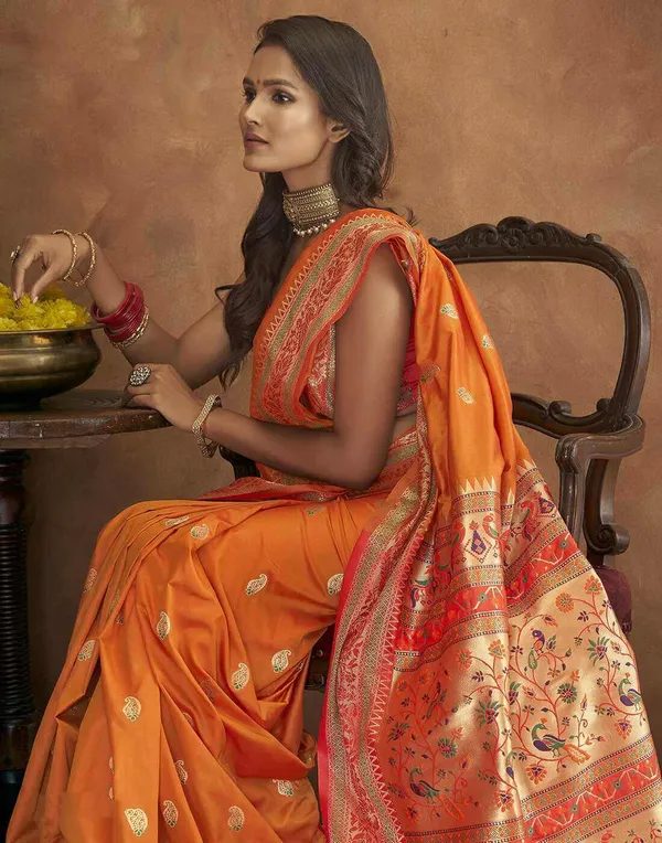 Mustard_Soft_Paithani_Silk_With_Meenakari_Weaving_Design_And_Rich_Meenakari_Weaving_Pallu_Saree