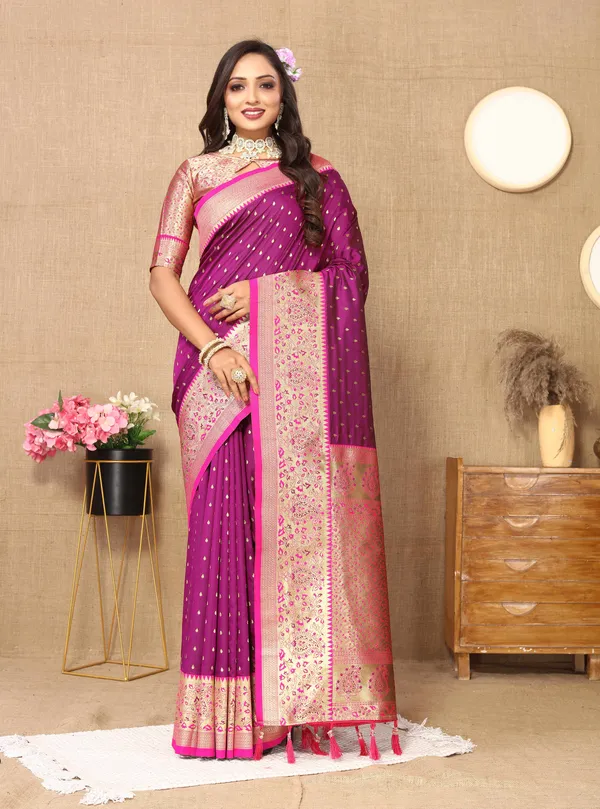 Majenta_Soft_Silk_With_Zari_Weaving_Design_And_Rich_Zari_Weaving_Pallu_Saree