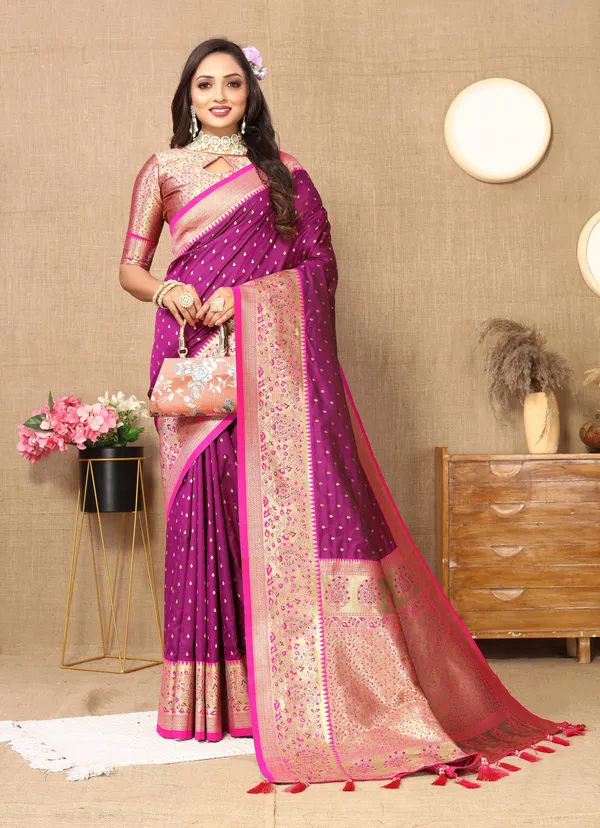 Majenta_Soft_Silk_With_Zari_Weaving_Design_And_Rich_Zari_Weaving_Pallu_Saree