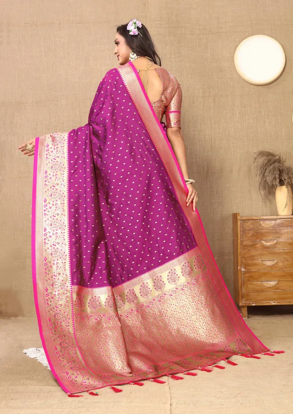 Majenta_Soft_Silk_With_Zari_Weaving_Design_And_Rich_Zari_Weaving_Pallu_Saree
