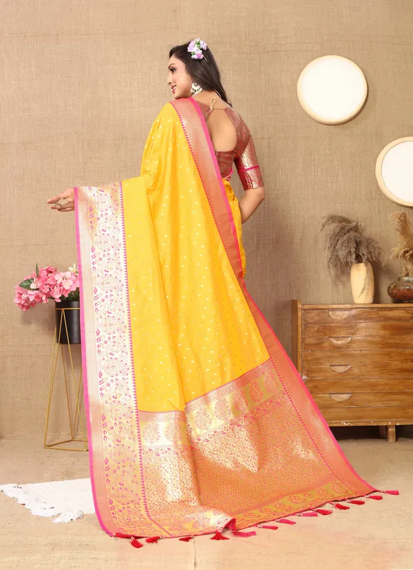 Gold_Yellow_Soft_Silk_With_Zari_Weaving_Design_And_Rich_Zari_Weaving_Pallu_Saree