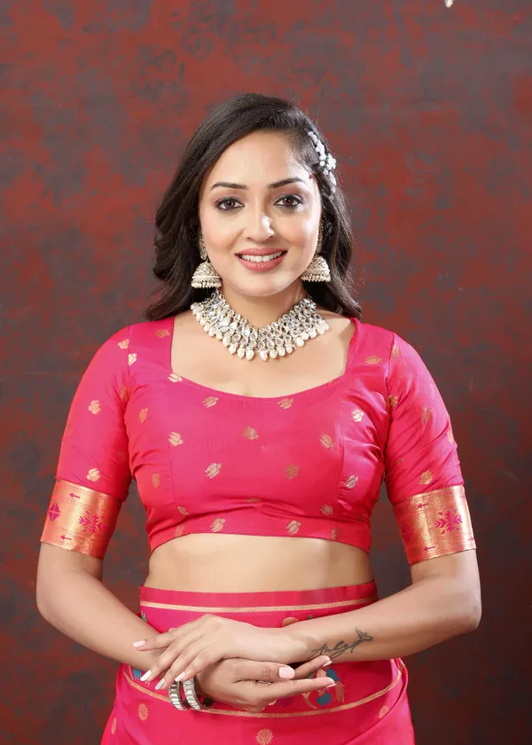 Pink_Soft_Paithani_Silk_With_Copper_Zari_Weaving_Motifs_And_Rich_Zari_Weaving_Pallu_Saree