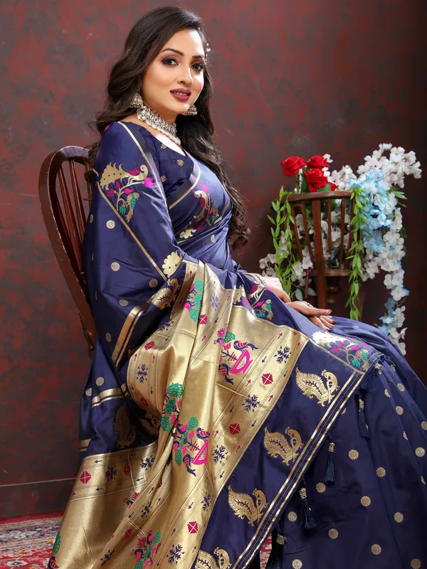 Navy_Blue_Soft_Paithani_Silk_With_Gold_Zari_Weaving_Motifs_And_Rich_Zari_Weaving_Pallu_Saree
