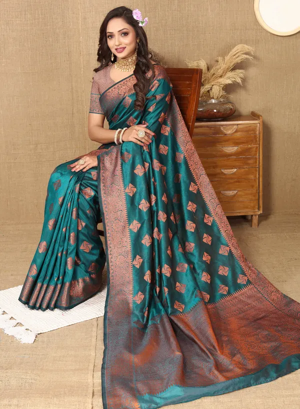 Peacoke_Blue_Soft_Katan_Silk_With_Copper_Zari_Weaving_Design_And_Rich_Zari_Weaving_Pallu_Saree