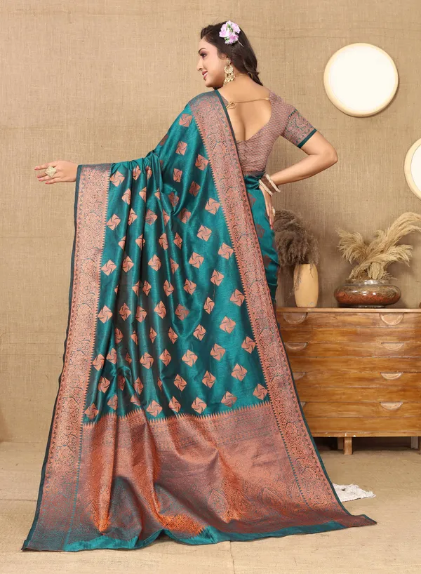 Peacoke_Blue_Soft_Katan_Silk_With_Copper_Zari_Weaving_Design_And_Rich_Zari_Weaving_Pallu_Saree