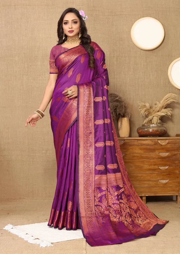 Majenta_Soft_Katan_Silk_With_Copper_Zari_Weaving_Design_And_Rich_Zari_Weaving_Pallu_Saree