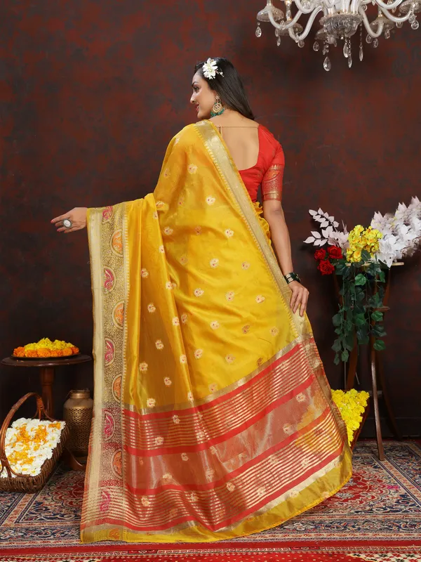 Yellow_Soft_Organza_Silk_Saree_with_Meenakari_Weaving_Motifs_and_Zari