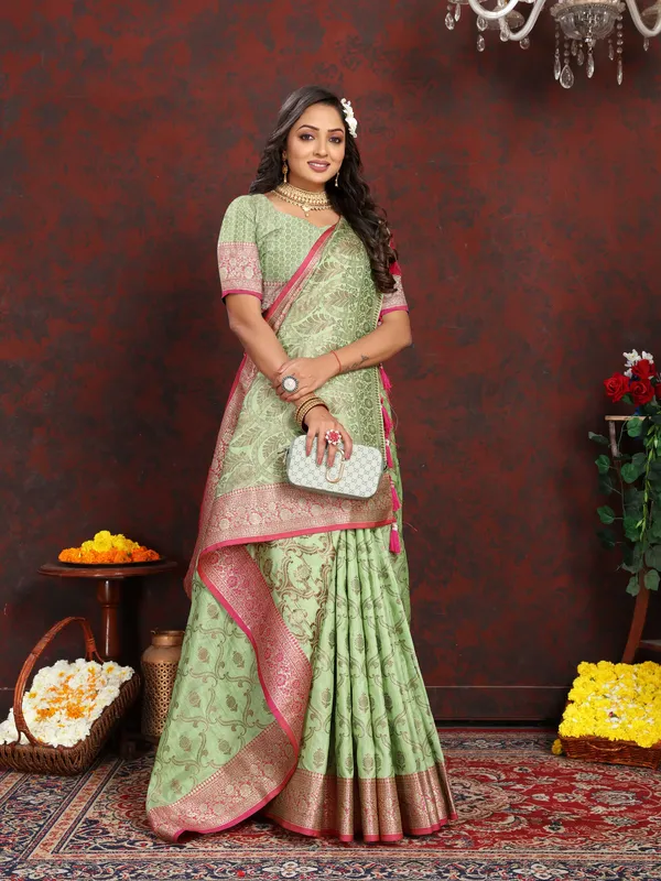 Pista_Green_Soft_Katan_Silk_With_Zari_Weaving_Design_And_Zari_Weaving_Pallu_Border_Saree