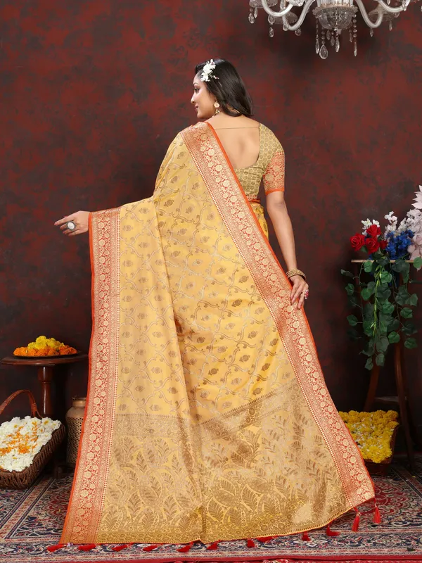 Yellow_Soft_Katan_Silk_With_Zari_Weaving_Design_And_Zari_Weaving_Pallu_Border_Saree