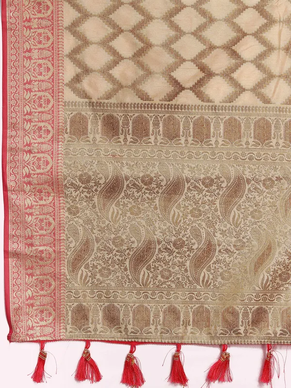 Cream_Soft_Katan_Silk_With_Zari_Weaving_Design_And_Rich_Zari_Weaving_Pallu_Border_Saree