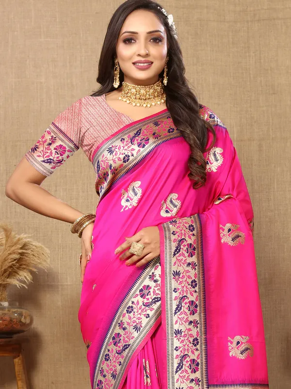 Pink_Soft_Paithani_Silk_Sari_With_Meenakari_Weaving