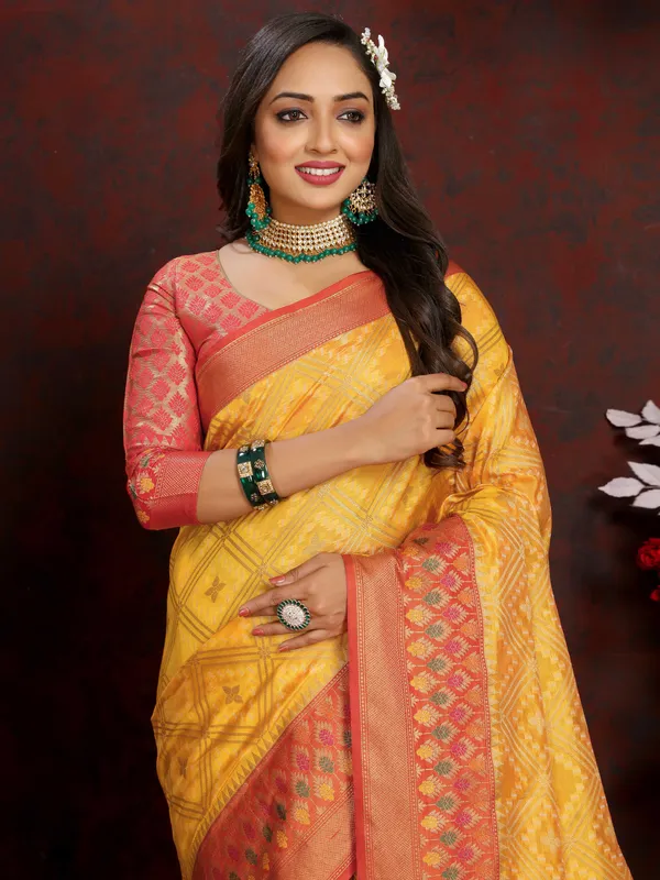 Yellow_Soft_Organza_Silk_With_Meenakari_Weaving_Design_And_Rich_Meenakari_Weaving_Pallu_Saree