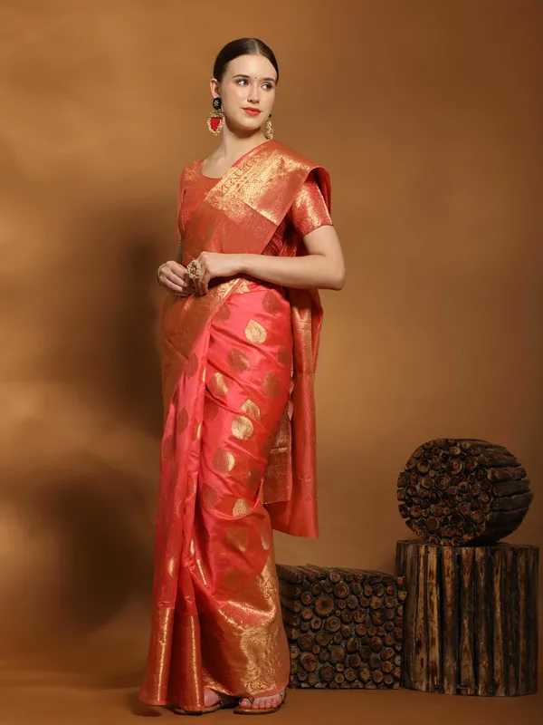 Peach_Organza_Silk_With_Beautiful_Gold_Zari_Weaving_With_Rich_Pallu_Saree