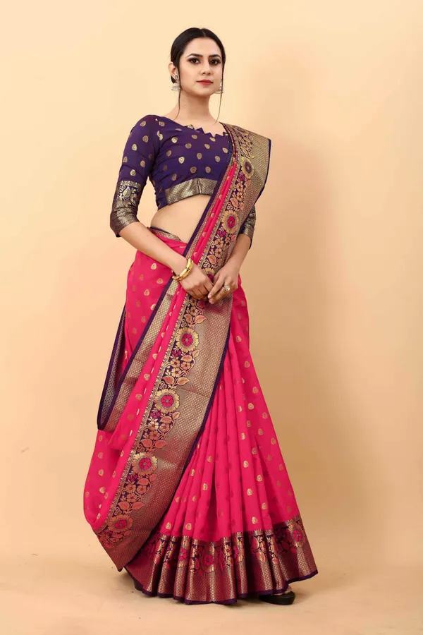 Gajari_Amazing_Ethnic_Wear_Silk_Traditional_Saree