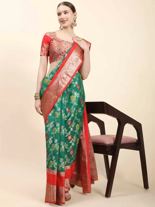 Olive_Greem_Pure_Lichi_Silk_With_Beautiful_Gold_Zari_Weaving_With_Heavy_Rich_Pallu_Saree