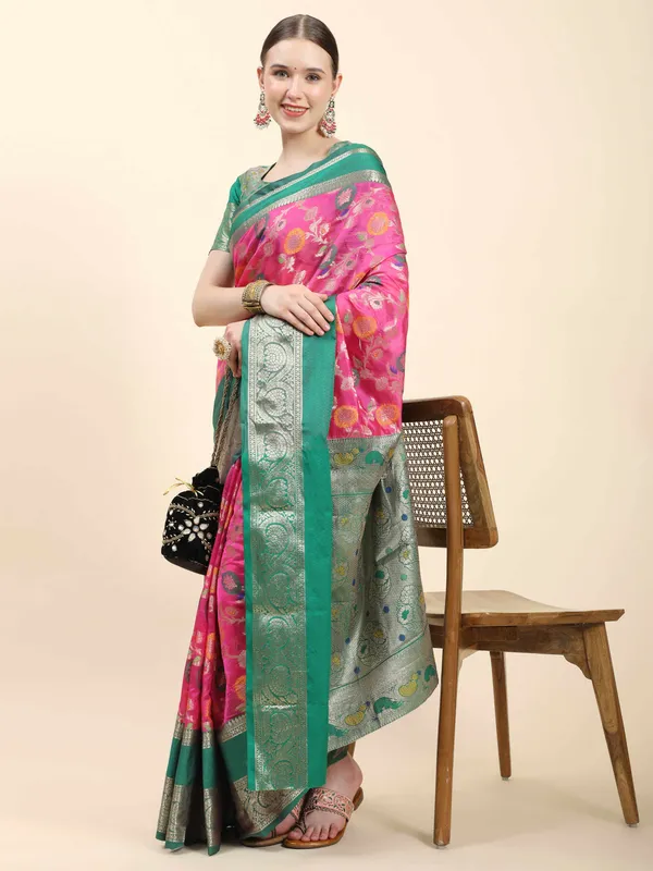 Pink_Pure_Lichi_Silk_With_Beautiful_Gold_Zari_Weaving_With_Heavy_Rich_Pallu_Saree