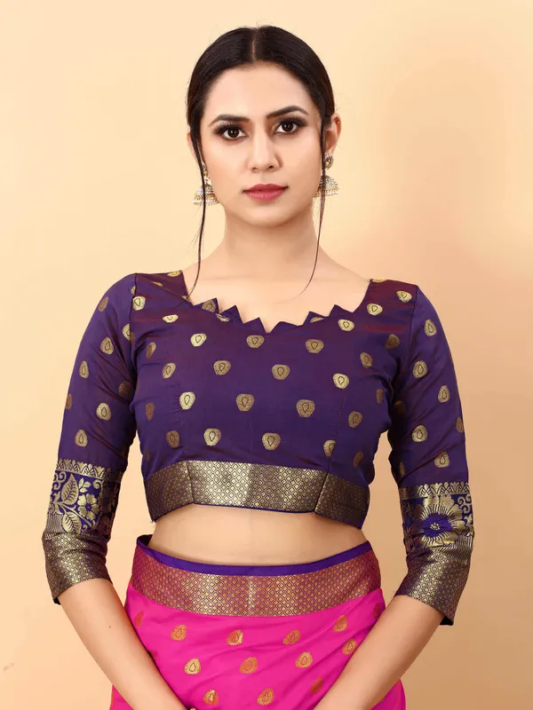 Pink_Amazing_Ethnic_Wear_Silk_Traditional_Saree