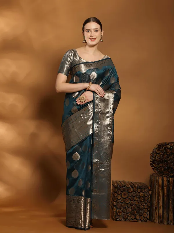 Blue_Organza_Silk_With_Beautiful_Gold_Zari_Weaving_With_Rich_Pallu_Saree