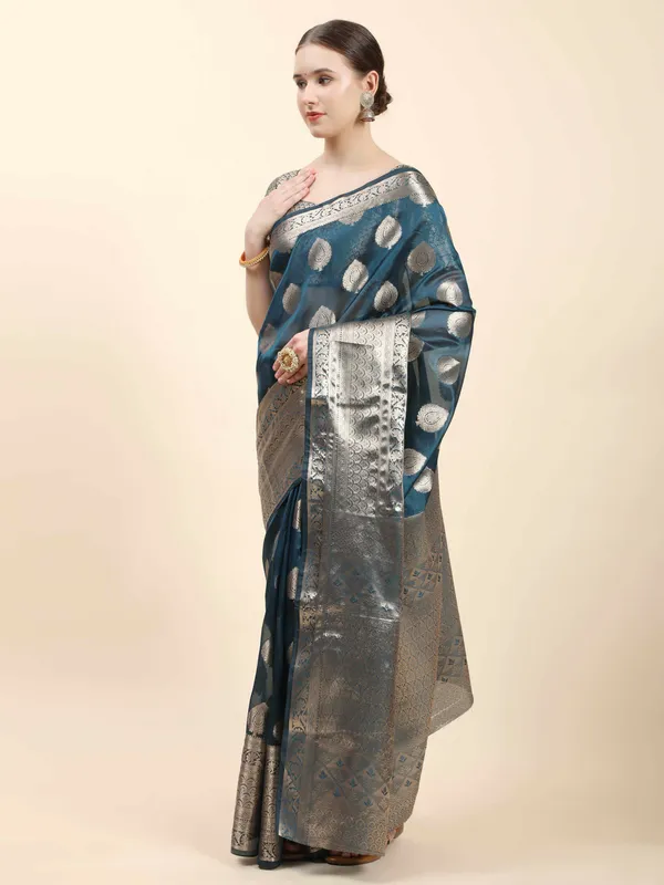 Blue_Organza_Silk_With_Beautiful_Gold_Zari_Weaving_With_Rich_Pallu_Saree
