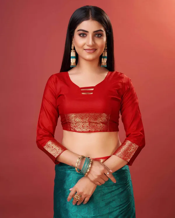 Peacock_Blue_Rich_Cotton_Jacquard_Silk_Contrast_Pallu_And_Heavy_Jacquard_Zari_Weaving_Saree_&_Contrast_Blouse