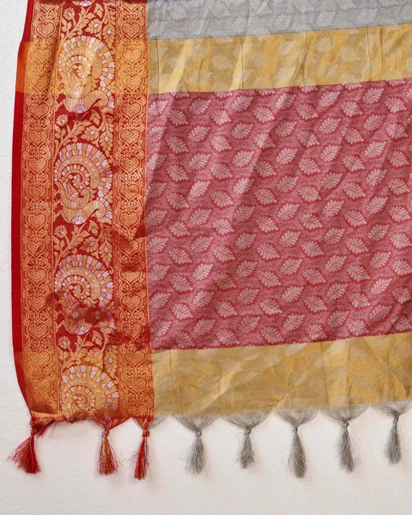 Grey_Rich_Cotton_Jacquard_Silk_Contrast_Pallu_And_Heavy_Jacquard_Zari_Weaving_Saree_&_Contrast_Blouse