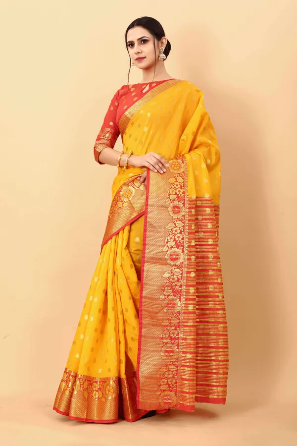 Yellow_Amazing_Ethnic_Wear_Silk_Traditional_Saree