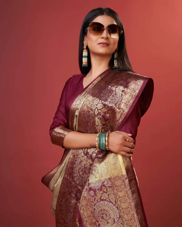 Wine_Cotton_Jacquard_Silk_Saree_with_Contrast_Pallu_&_Zari_Weaving