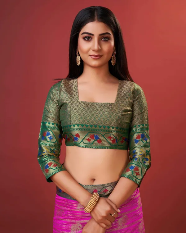 Pink_Pure_Lichi_Silk_With_Beautiful_Gold_Zari_Weaving_With_Heavy_Rich_Pallu_Saree