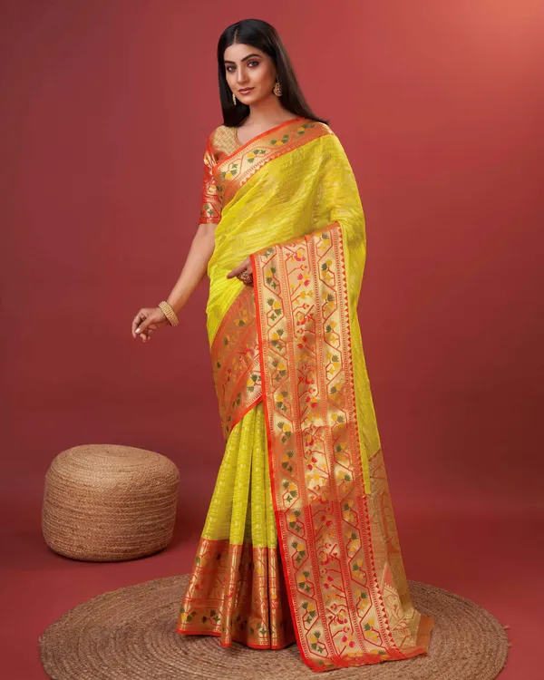 Yellow_Pure_Lichi_Silk_With_Beautiful_Gold_Zari_Weaving_With_Heavy_Rich_Pallu_Saree