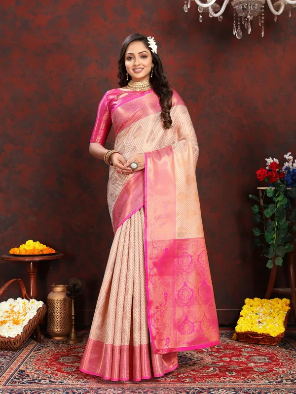 Cream_Lichi_Silk_With_Beautiful_Gold_And_Silver_Zari_Weaving_With_Rich_Pallu_Saree