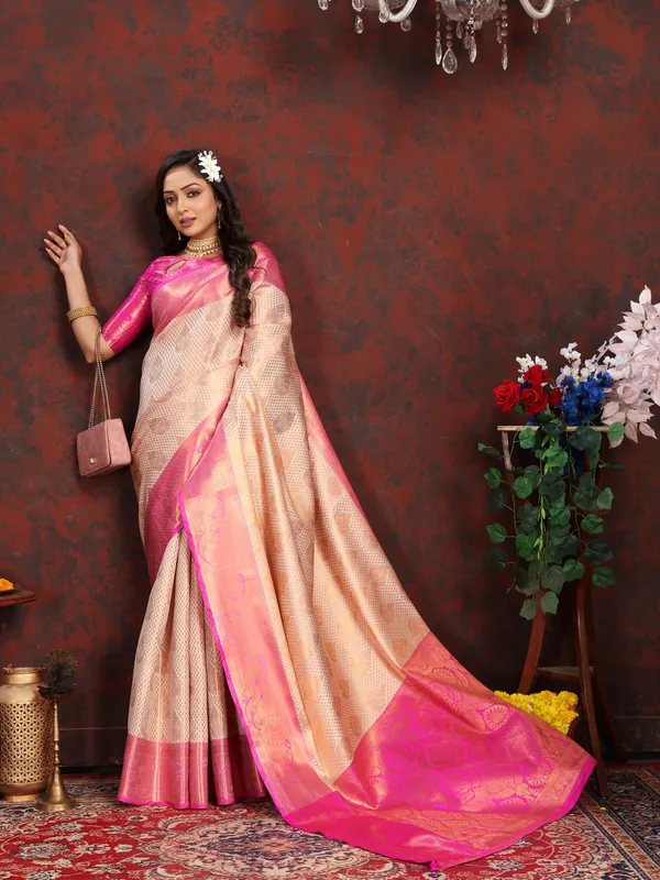 Cream_Lichi_Silk_With_Beautiful_Gold_And_Silver_Zari_Weaving_With_Rich_Pallu_Saree