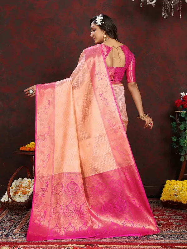 Peach_Lichi_Silk_With_Beautiful_Gold_And_Silver_Zari_Weaving_With_Rich_Pallu_Saree