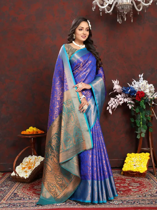 Blue_Lichi_Silk_With_Beautiful_Gold_And_Cooper_Zari_Weaving_With_Rich_Pallu_Saree