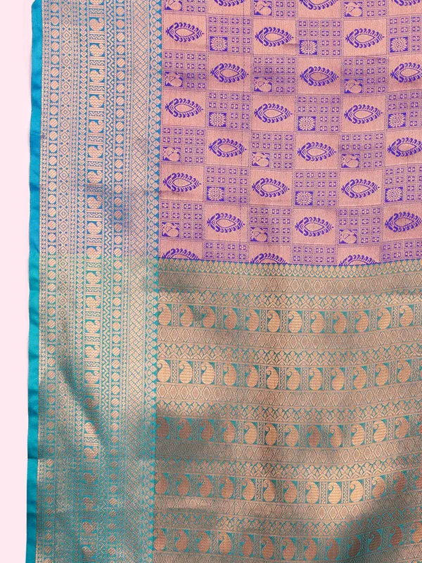 Navy_Blue_Lichi_Silk_With_Beautiful_Gold_And_Silver_Zari_Weaving_With_Rich_Pallu_Saree