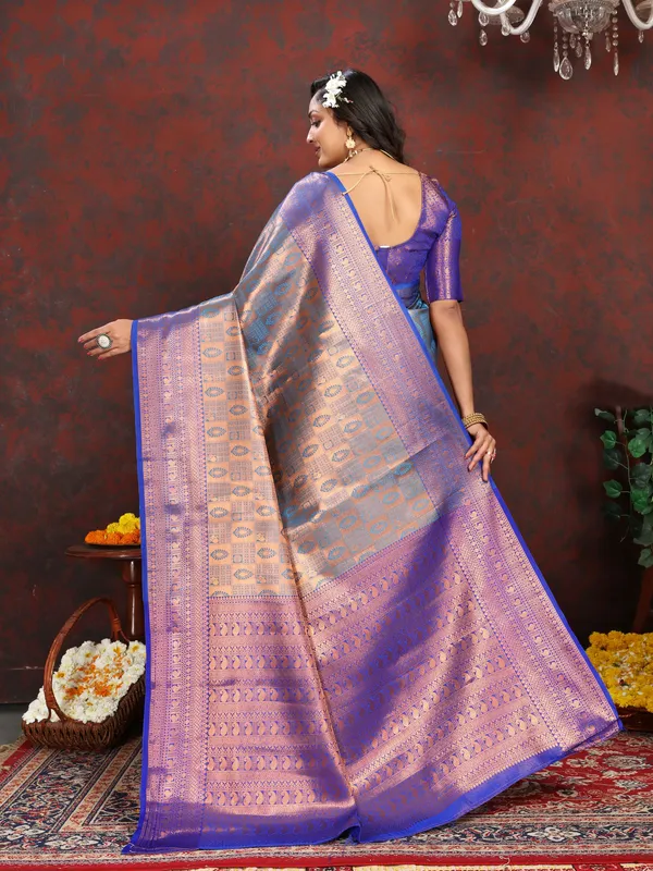 Blue_Lichi_Silk_With_Beautiful_Gold_And_Silver_Zari_Weaving_With_Rich_Pallu_Saree