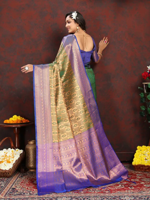 Green_Lichi_Silk_With_Beautiful_Gold_And_Silver_Zari_Weaving_With_Rich_Pallu_Saree