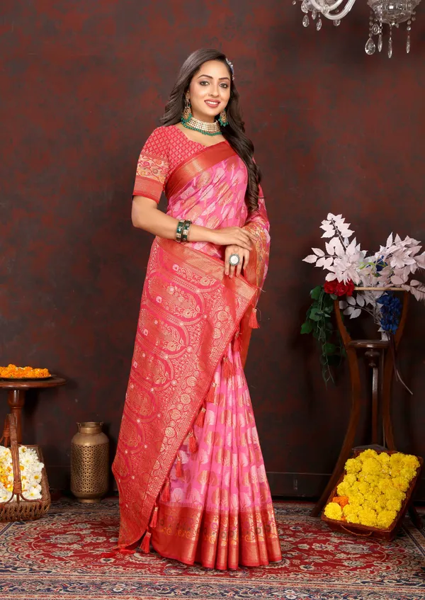 Peach_Soft_Organza_Silk_With_Meenakari_Weaving_Design_Pallu_Saree