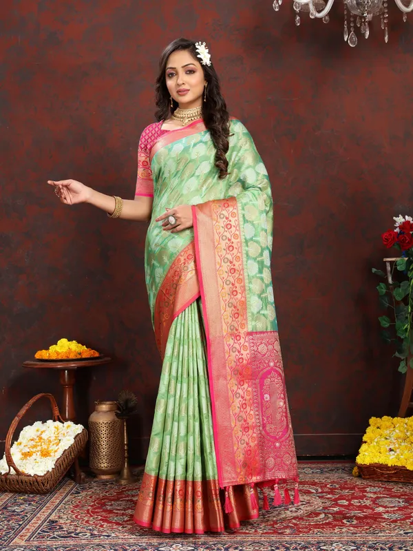 Pista_Green_Soft_Organza_Silk_With_Meenakari_Weaving_Design_Pallu_Saree